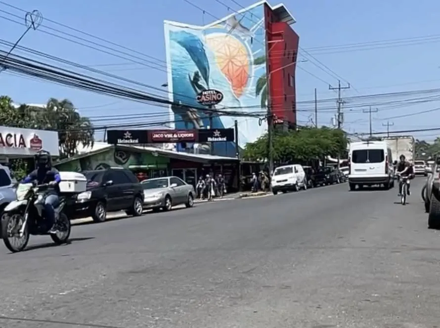 Hop In & Explore: Top Transport Picks in Jaco