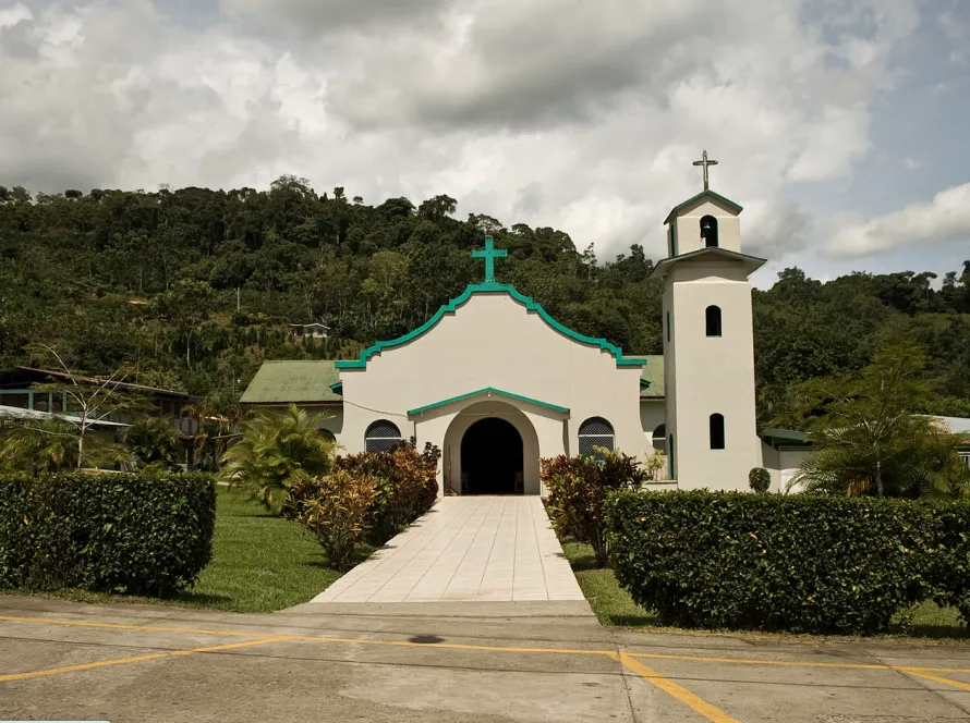 15+ Unique Facts About Costa Rica (2025)