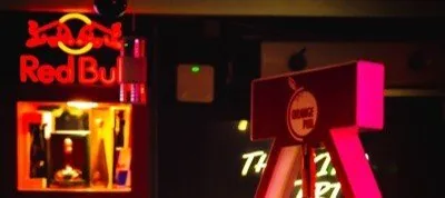 Orange Pub