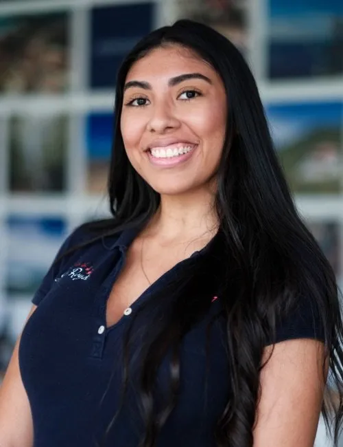 ALEXA ESQUIVEL - Client Service Manager