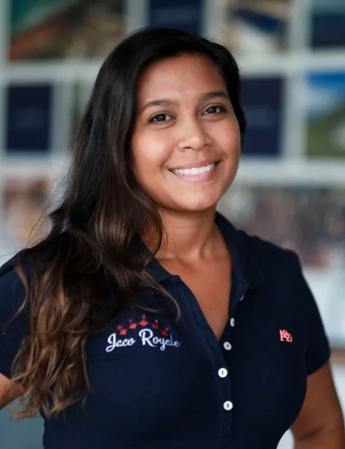 NATALIA ROBLES - Property Manager