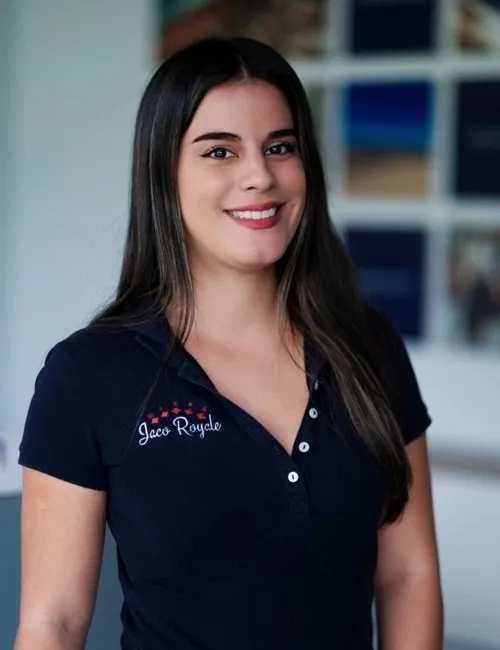 PAULA MENDIETA - Marketing Manager