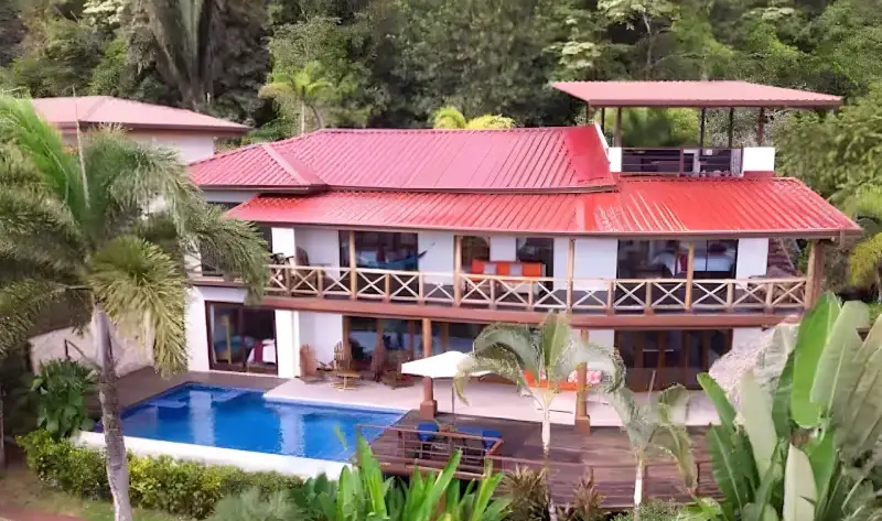 Royale Amatista luxury 4-bedroom vacation villa with private pool and tropical garden in Jaco Beach, Costa Rica.