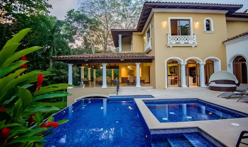 Royale Zaphire Luxury Jungle Estate in Jacó Costa Rica