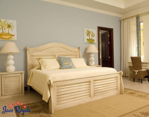 Royale-Sapphire-Master-Bedroom1-1